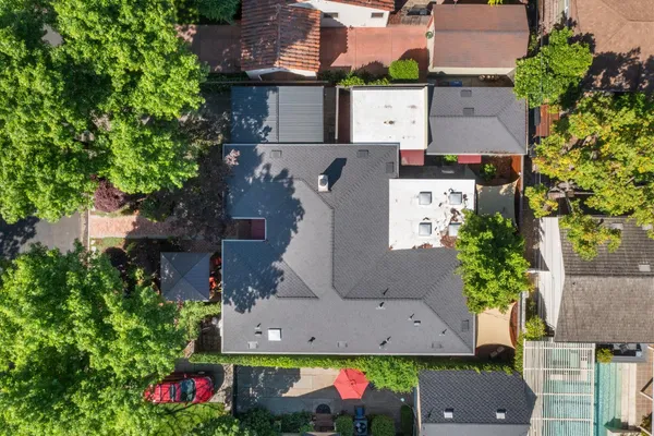 $585,000 | 215 Helen Avenue, Modesto, CA 95354