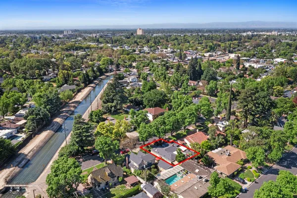 $585,000 | 215 Helen Avenue, Modesto, CA 95354