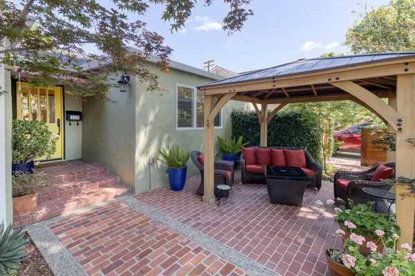 $585,000 | 215 Helen Avenue, Modesto, CA 95354