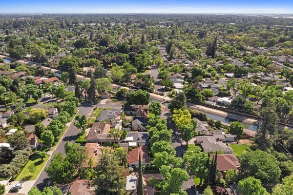 $585,000 | 215 Helen Avenue, Modesto, CA 95354