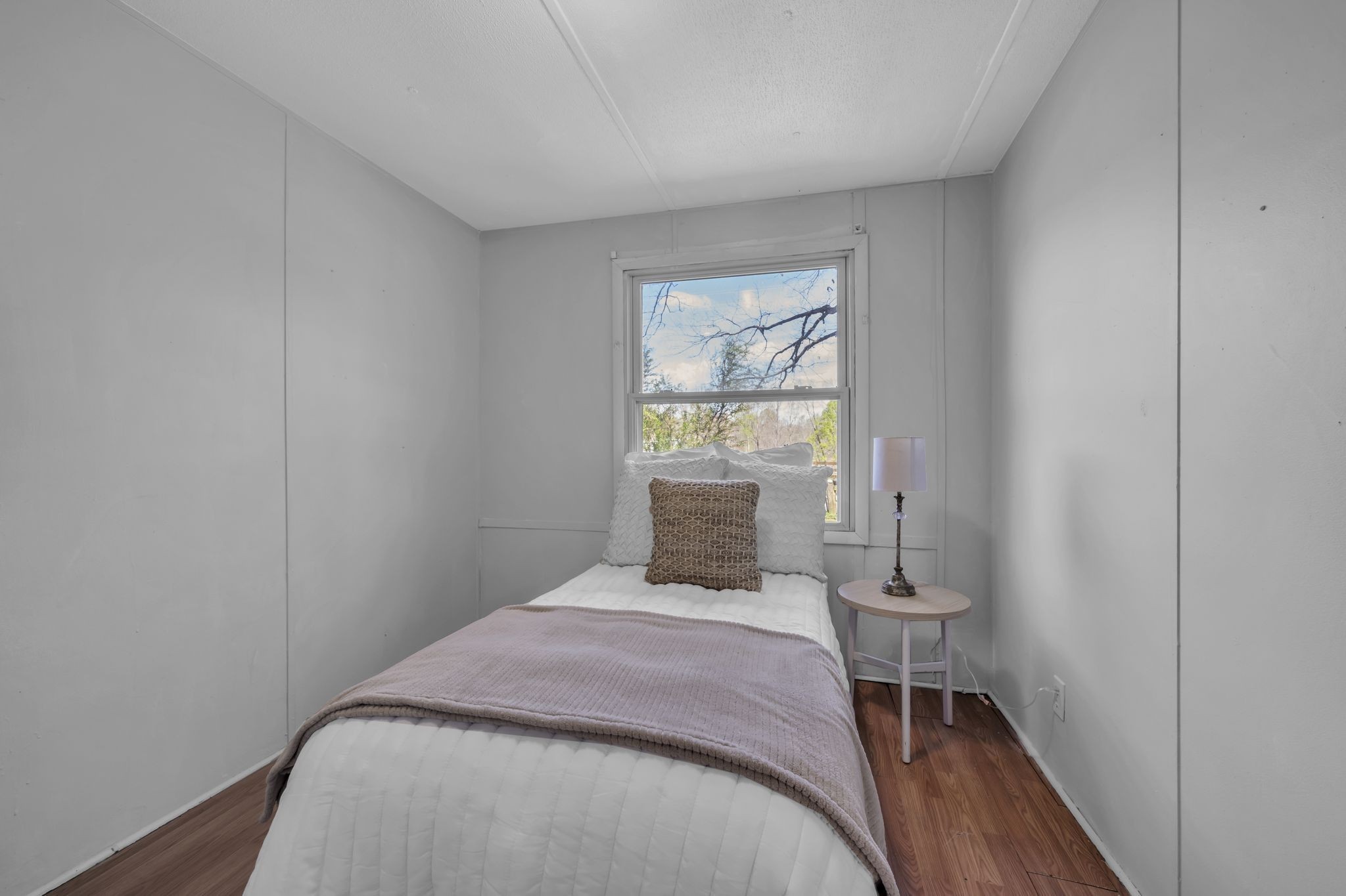 850 Hawkins Road White Bluff, TN 37187 - Photo 18 of 26 GUEST Bedroom 3