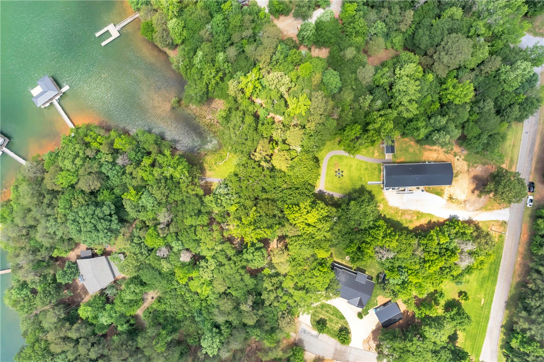 47 Rabbit Run Hartwell, GA 30643 - Photo 5 of 46