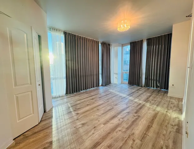$3,600 | 757 North Orleans Street, Unit 812, Chicago, IL 60654