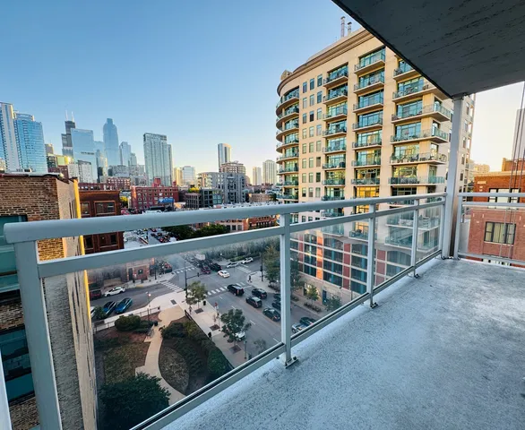 $3,600 | 757 North Orleans Street, Unit 812, Chicago, IL 60654