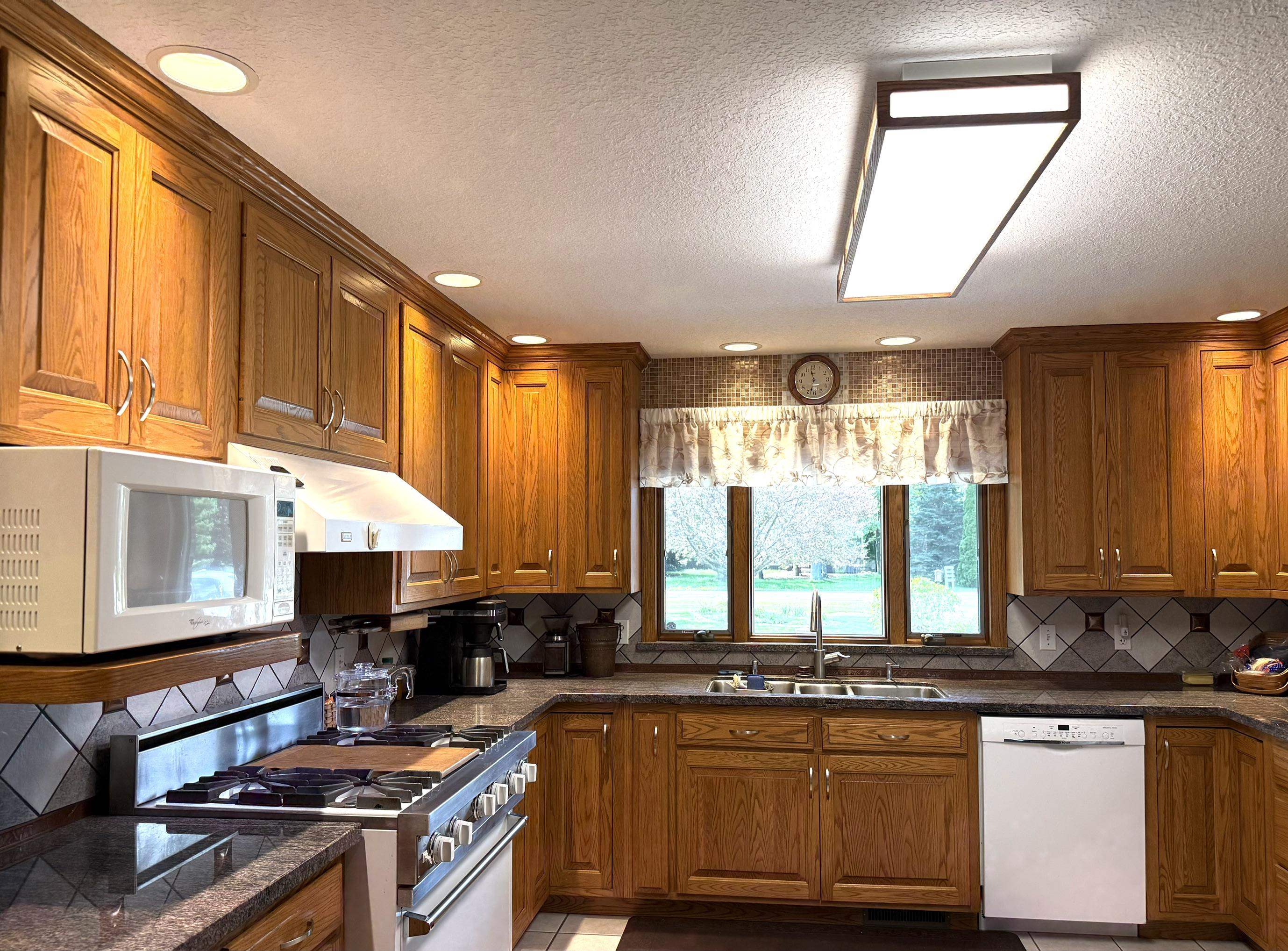 2145 Wheeler Road Bay City, MI 48706 - Photo 6 of 29