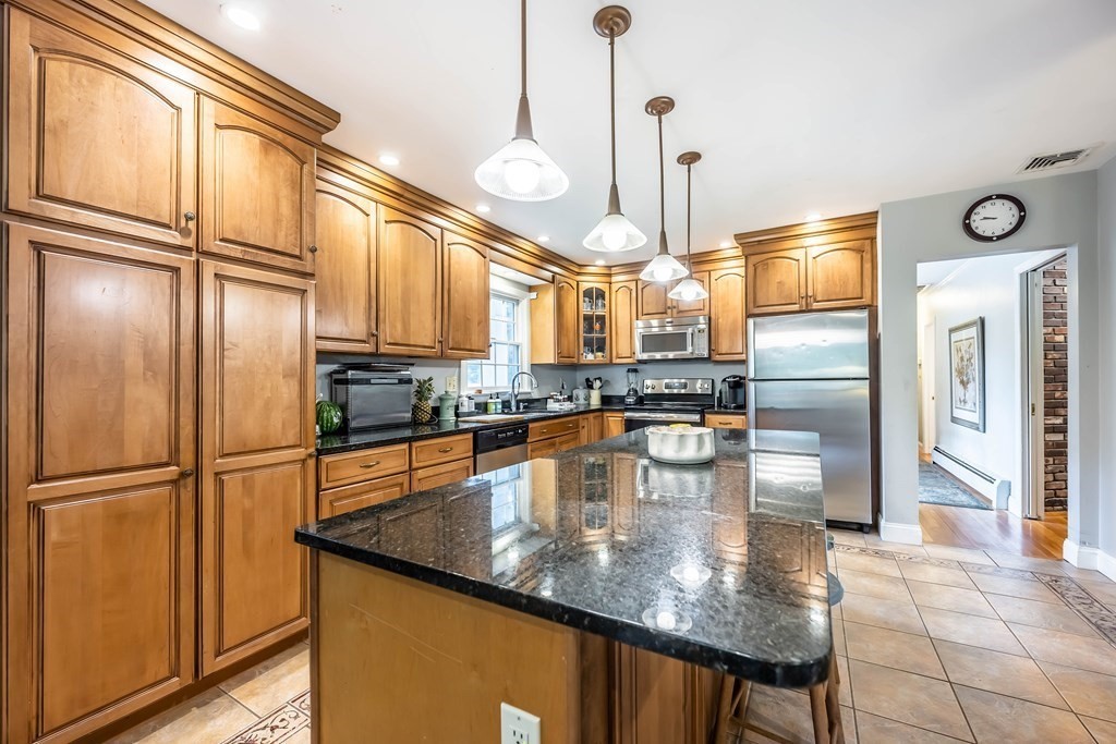 49 Birch Road Andover, MA 01810 - Photo 9 of 19 Gallery Image 9
