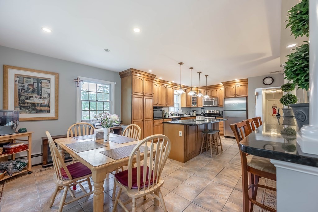 49 Birch Road Andover, MA 01810 - Photo 10 of 19 Gallery Image 10