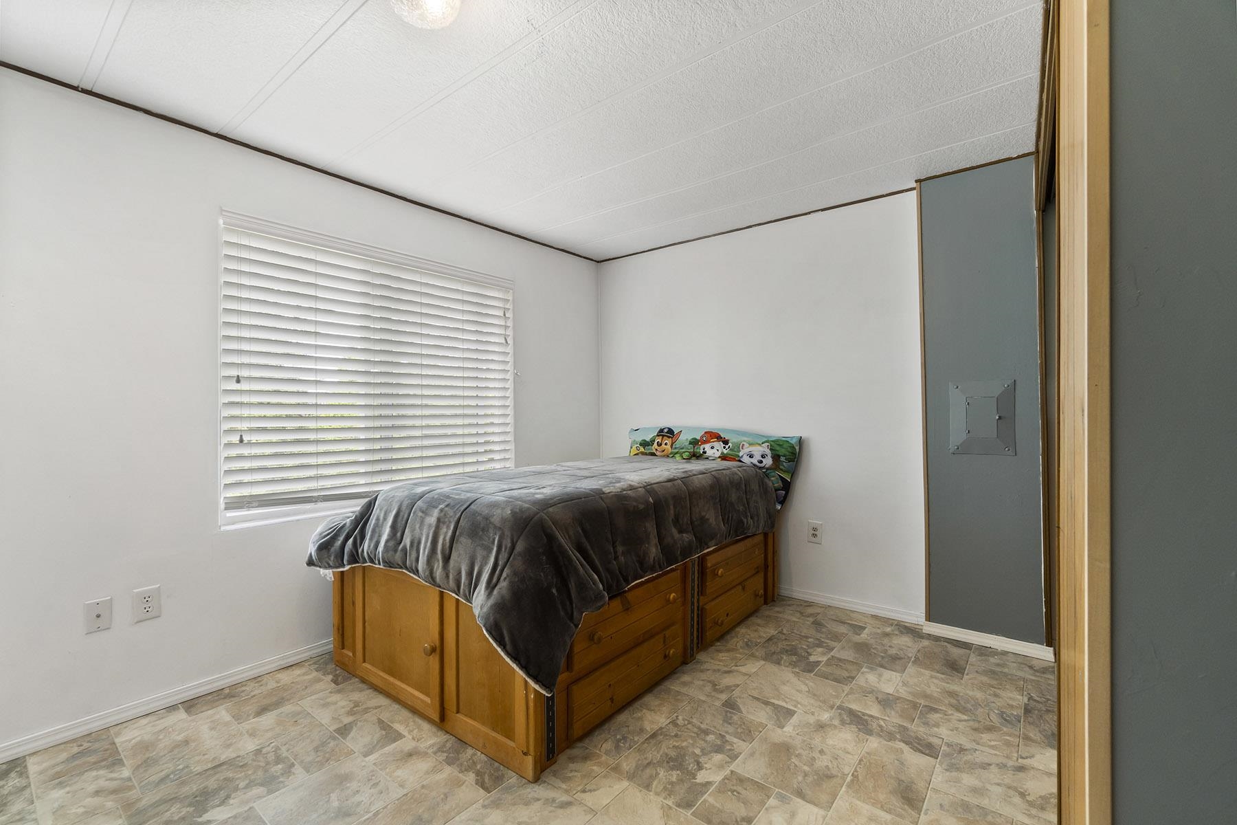 8825 North Harvard Road Newman Lake, WA 99025 - Photo 11 of 46 Gallery Image 11