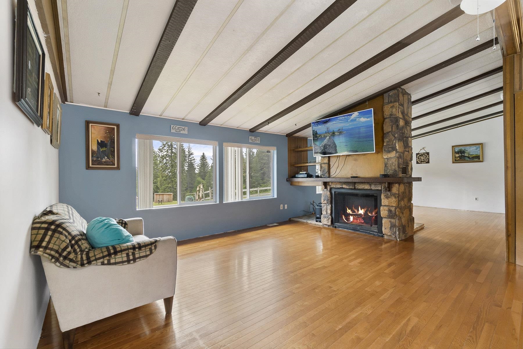 8825 North Harvard Road Newman Lake, WA 99025 - Photo 3 of 46 Gallery Image 3
