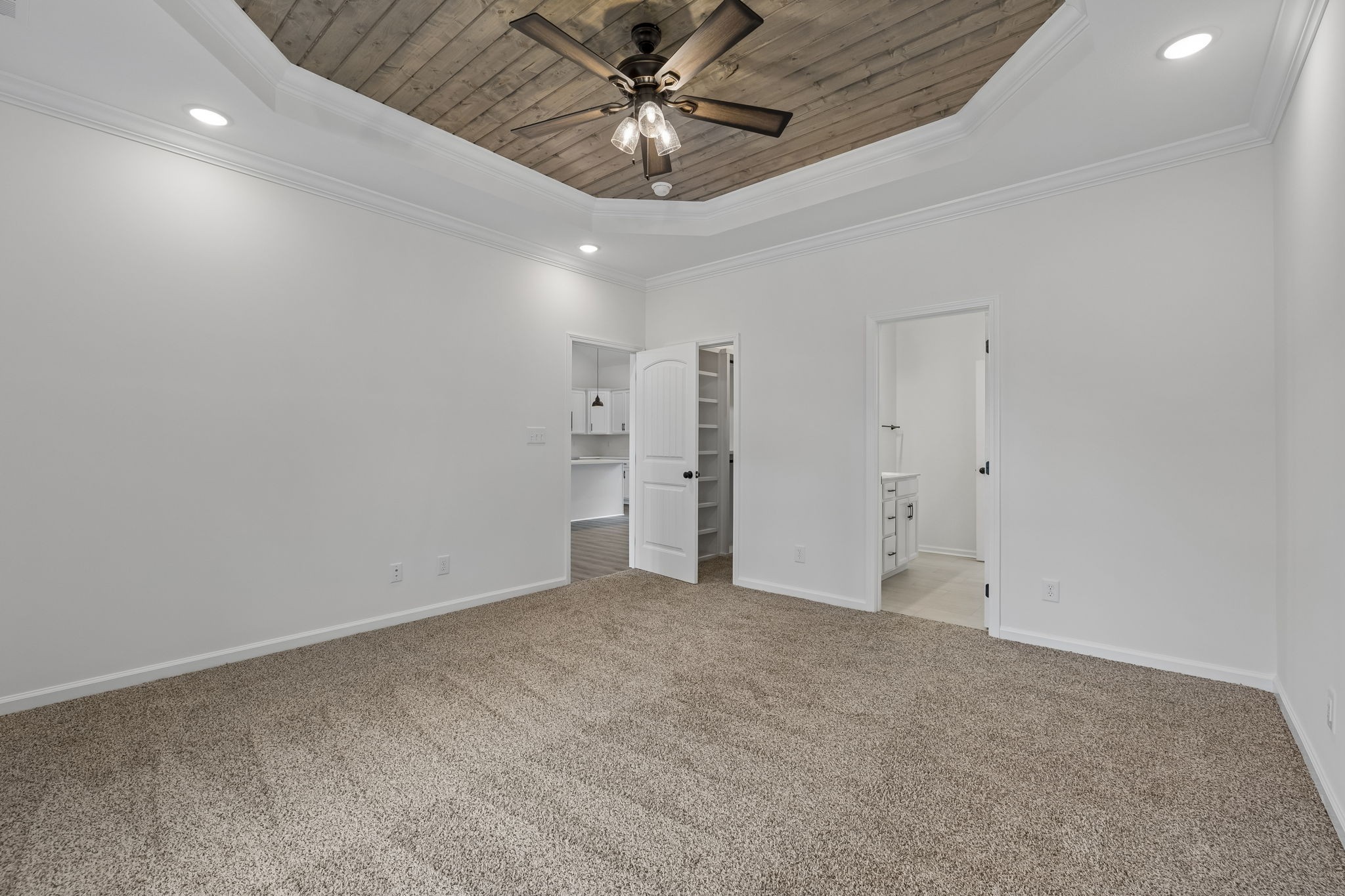 613 Hill Road Clarksville, TN 37040 - Photo 16 of 30 a view of an empty room