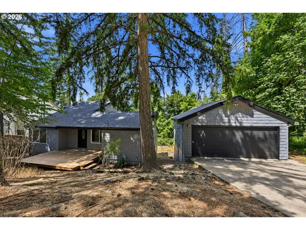 $469,000 | 7048 Glacier Drive, Springfield, OR 97478