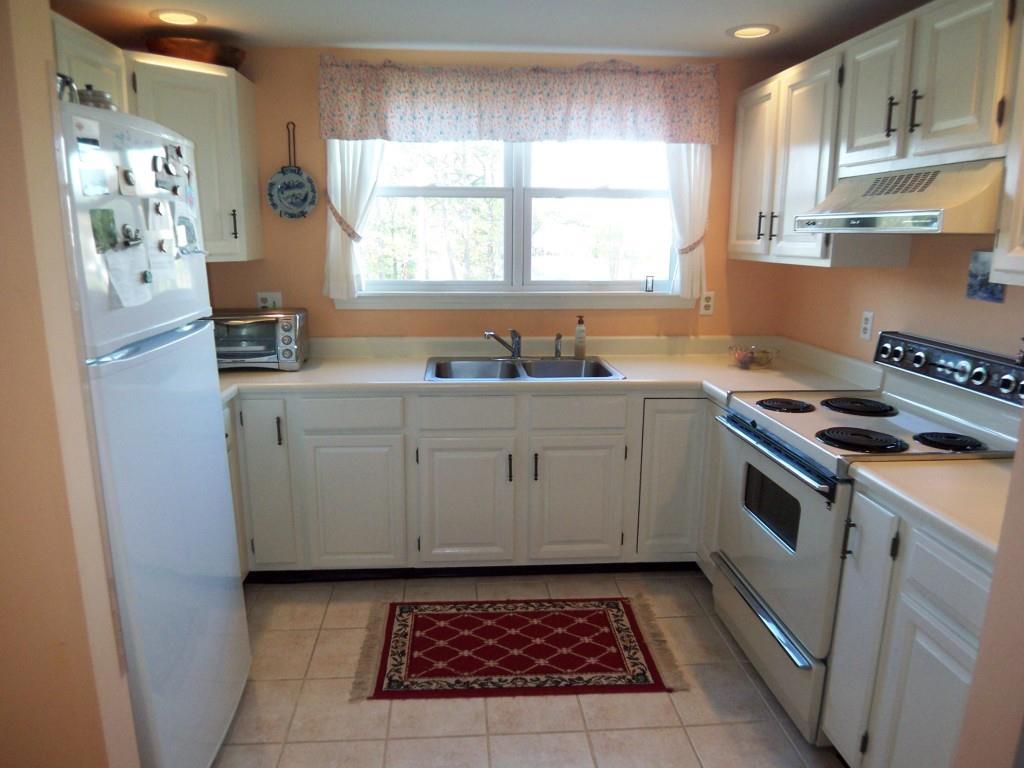 77 Israel Head Road, Unit 17 Ogunquit, ME 03907 - Photo 3 of 17 The thoughtfully designed kitchen is...