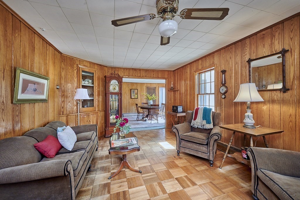 59 Pomeroy Meadow Road Southampton, MA 01073 - Photo 13 of 42 a living room with furniture and a large window