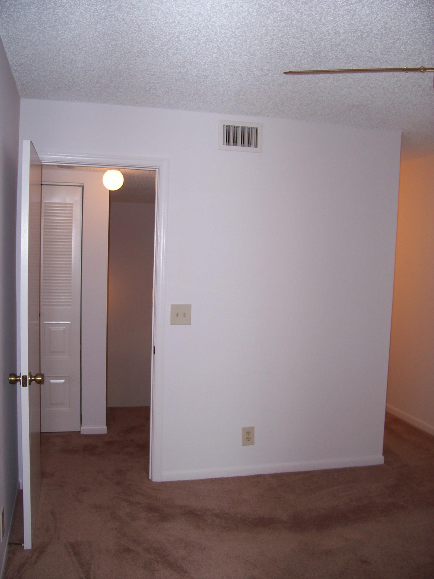7685 Courtyard Run West, Unit 7685 Boca Raton, FL 33433 - Photo 15 of 24 100_7408 (1)