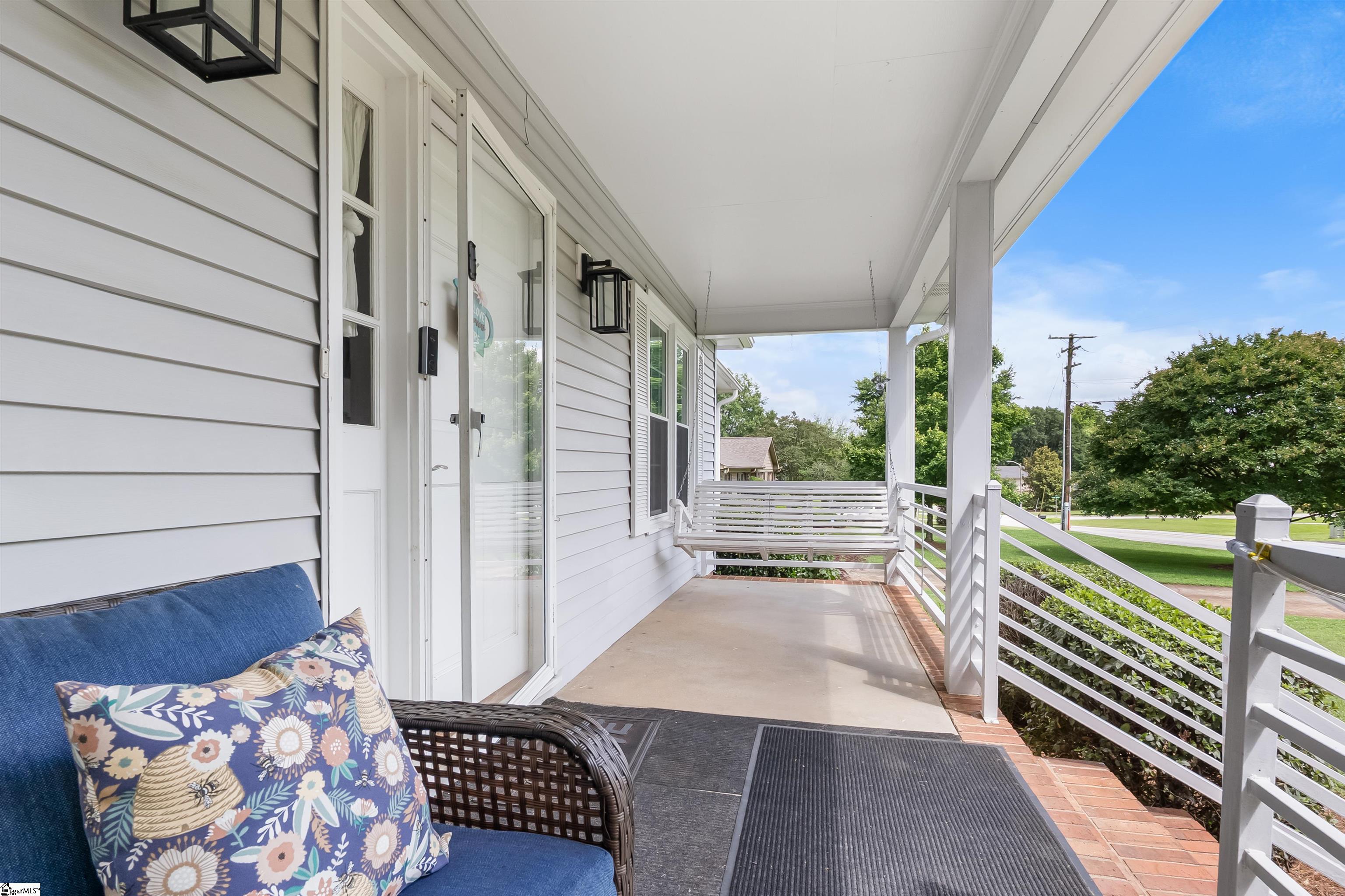 217 Devenger Road Greer, SC 29650 - Photo 12 of 33