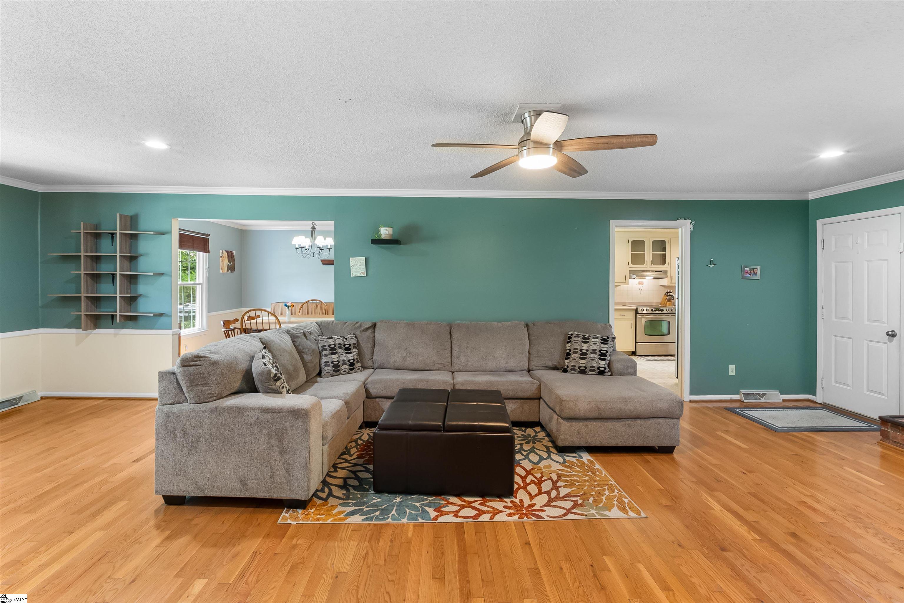 217 Devenger Road Greer, SC 29650 - Photo 14 of 33