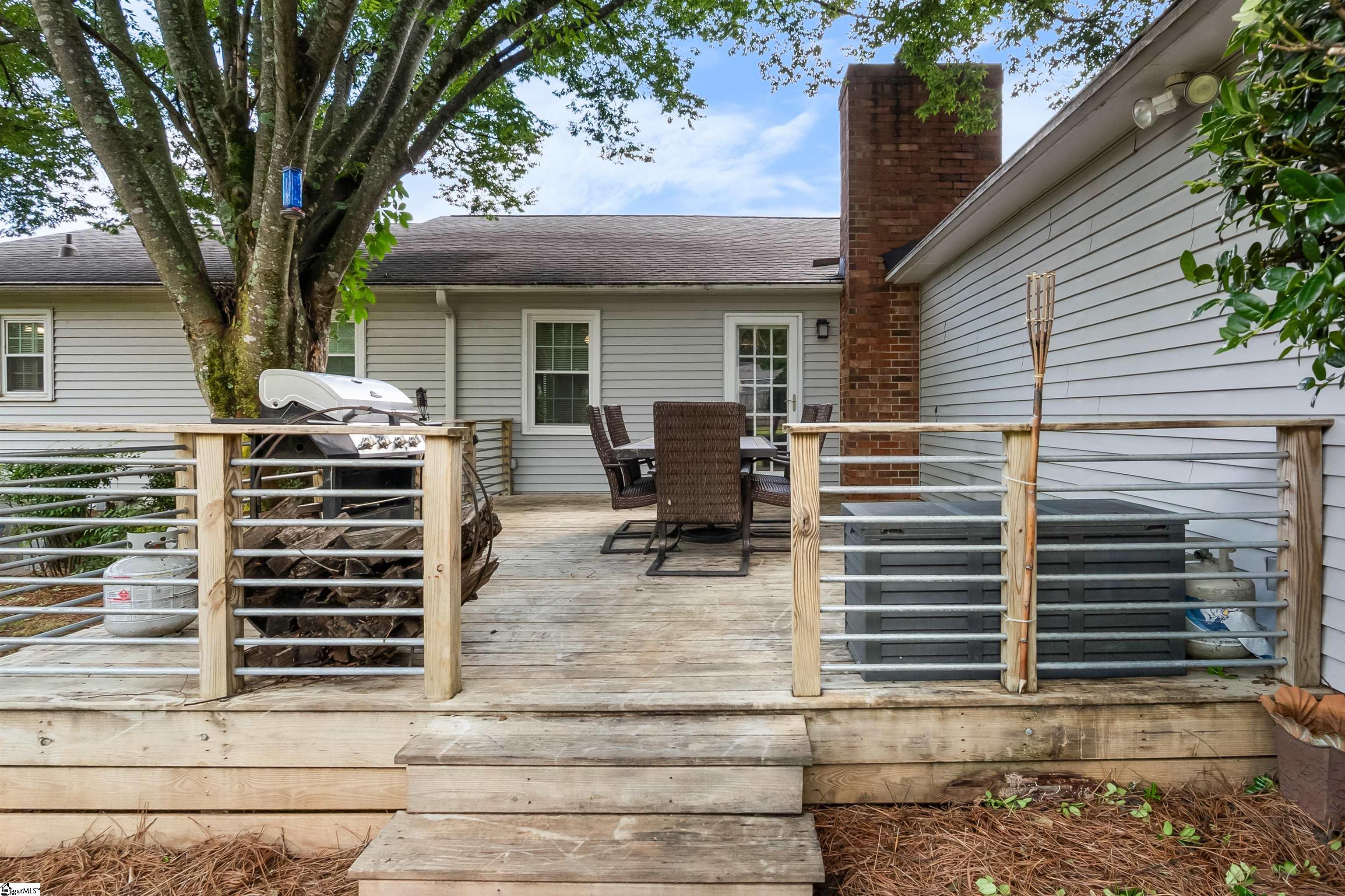 217 Devenger Road Greer, SC 29650 - Photo 18 of 33