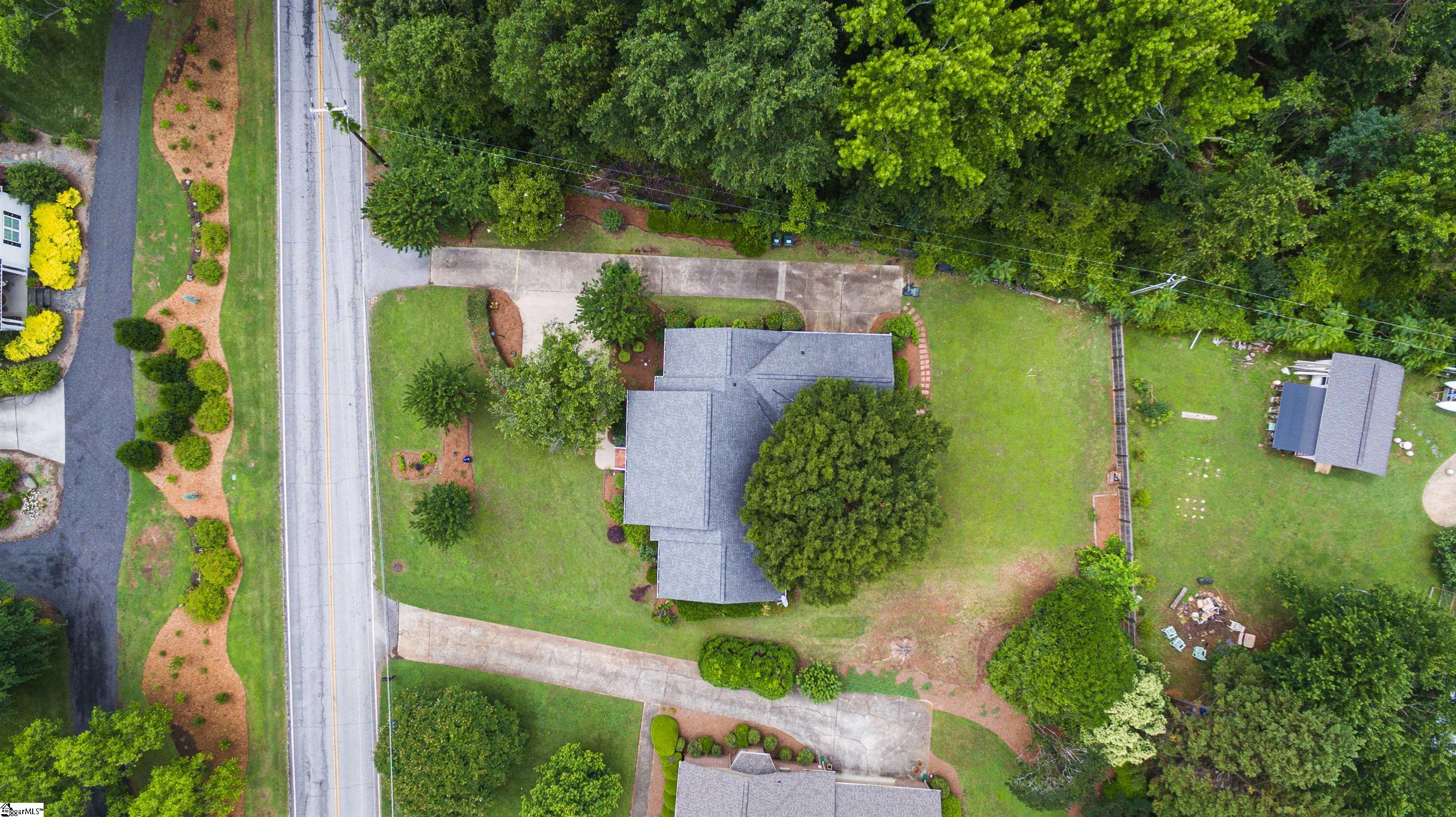 217 Devenger Road Greer, SC 29650 - Photo 10 of 33