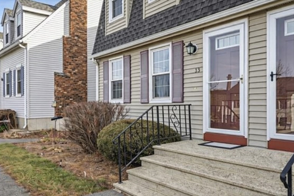 33 Century Way, Unit 33 Gardner, MA 01440 - Photo 2 of 40