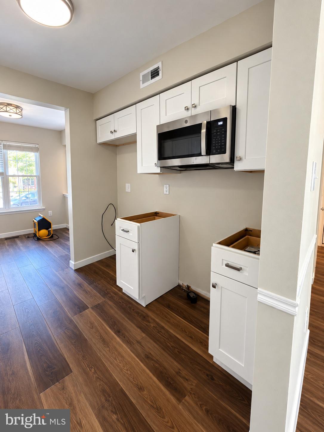 74 Farnwood Road Mount Laurel, NJ 08054 - Photo 2 of 9 Kitchen