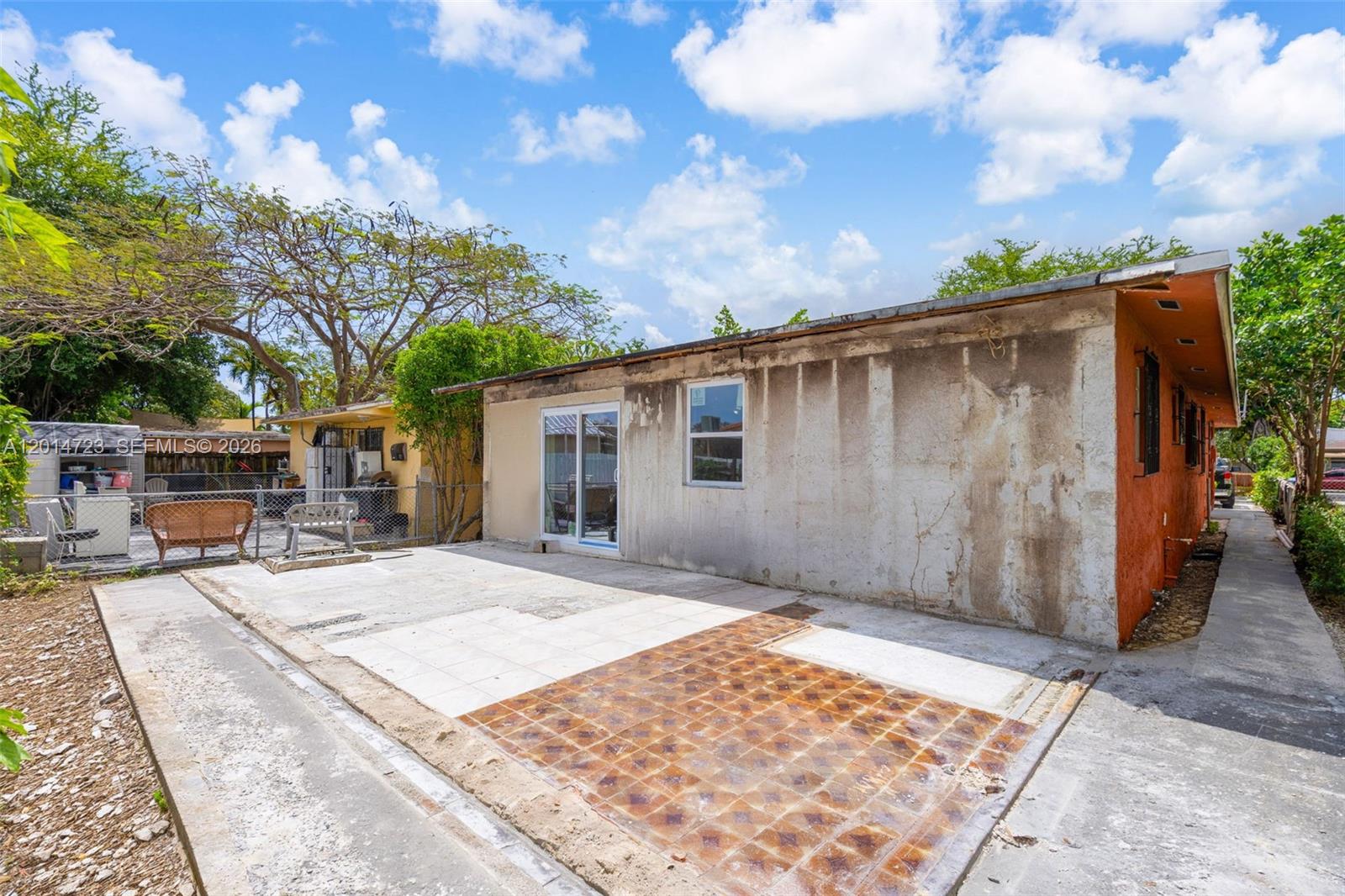 2385 Northwest 32nd Street Miami, FL 33142 - Photo 21 of 46