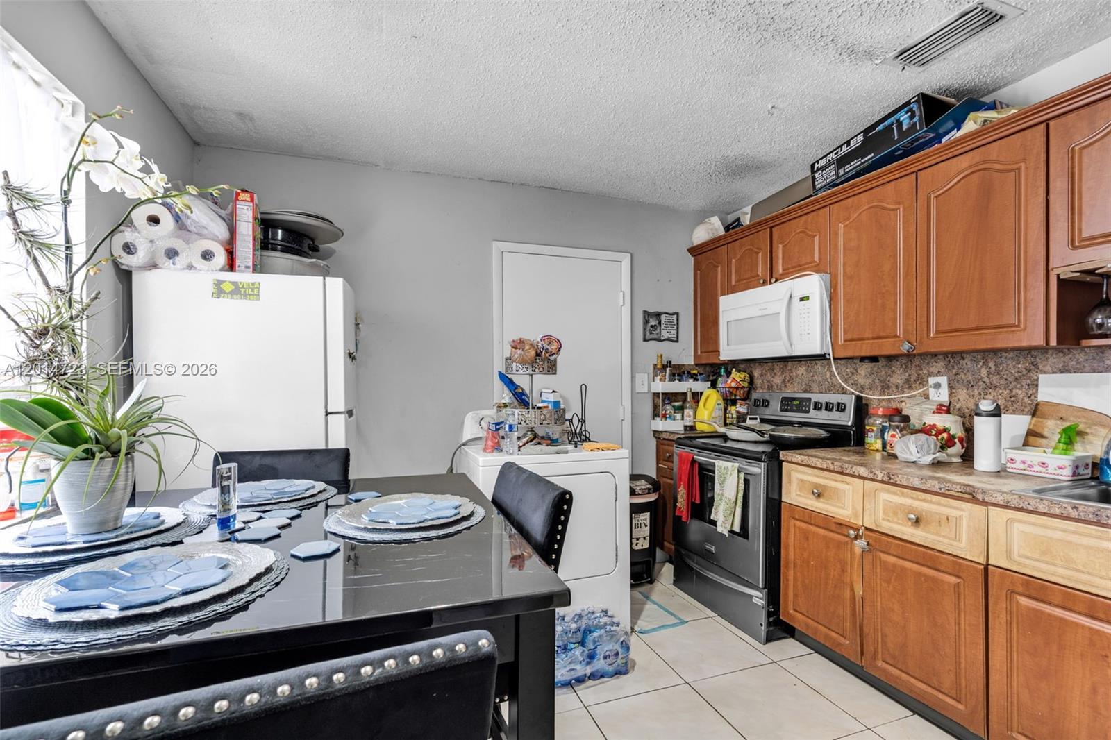 2385 Northwest 32nd Street Miami, FL 33142 - Photo 25 of 46