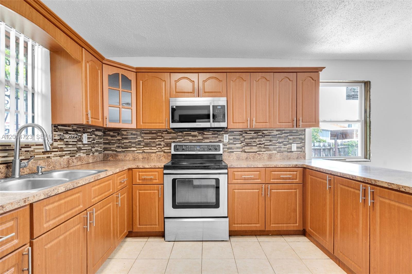 2385 Northwest 32nd Street Miami, FL 33142 - Photo 8 of 46