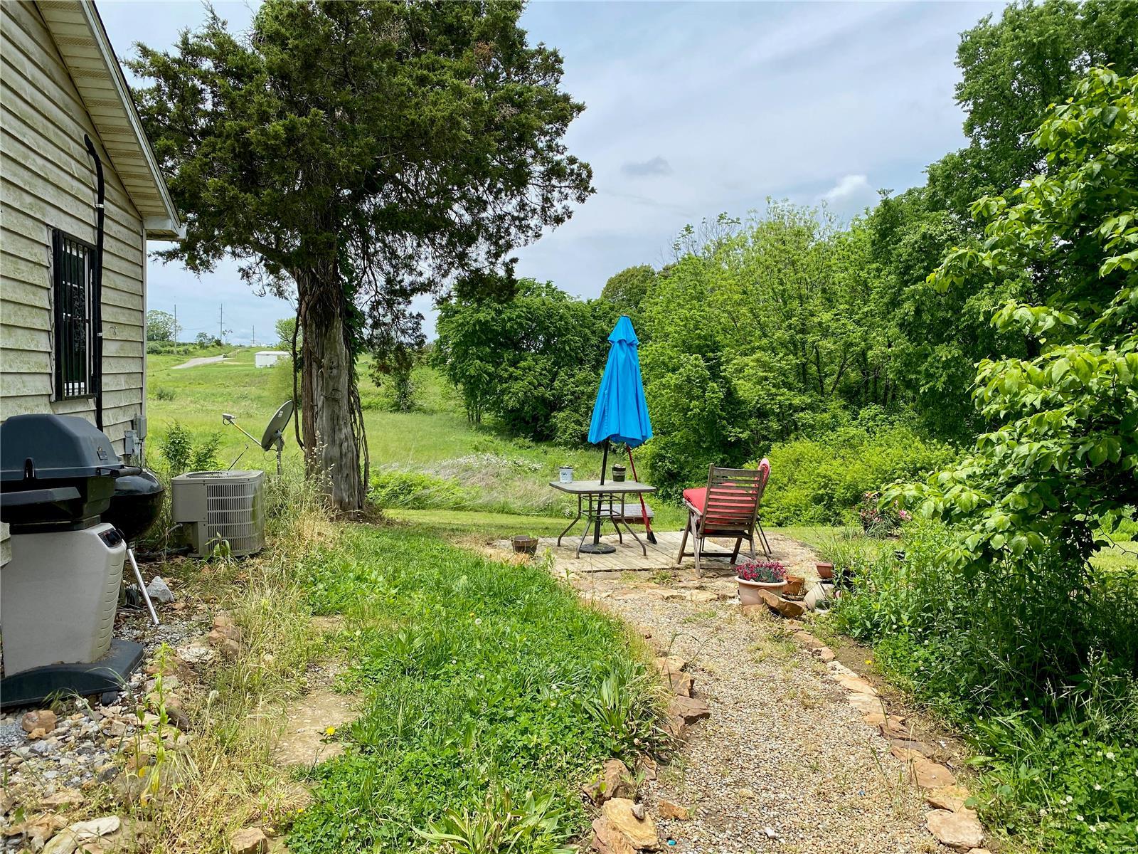 605 Wrights Crossing Road Cobden, IL 62920 - Photo 17 of 32 Gallery Image 17