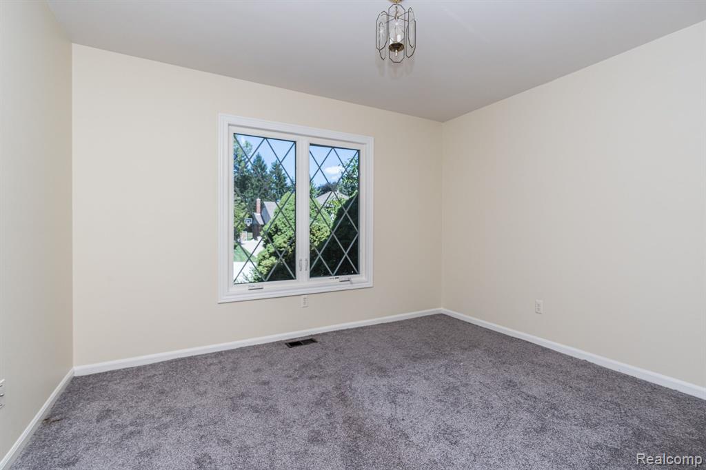 1631 Sumac Drive Rochester Hills, MI 48309 - Photo 20 of 29