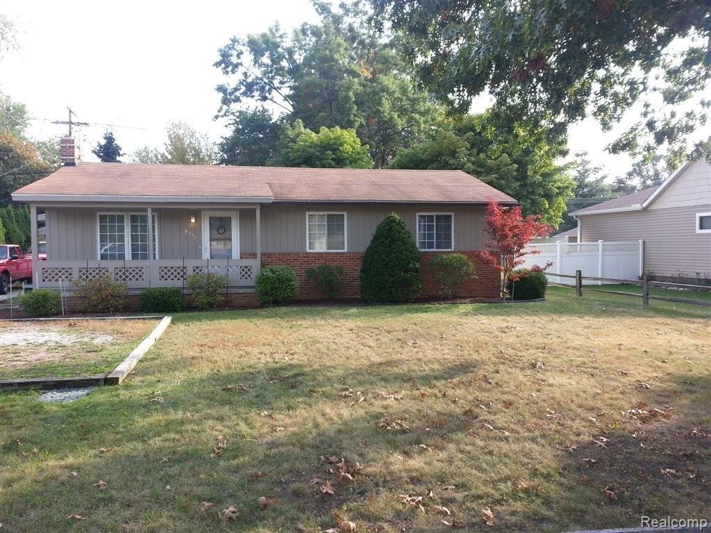 4797 Hatchery Road Waterford, MI 48329 - Photo 1 of 13 20131004_170006.jpg