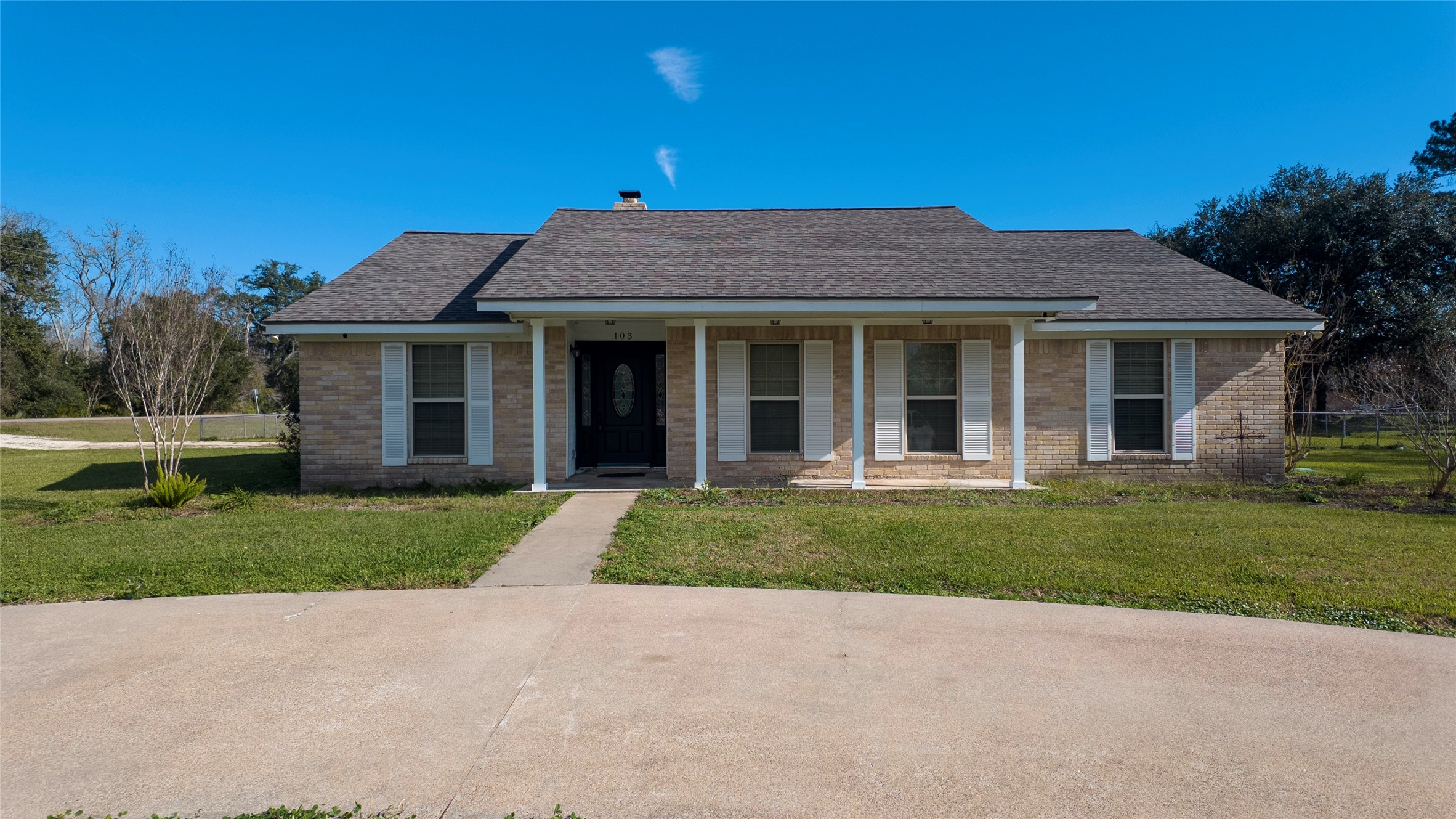 103 County Road 313 Sweeny, TX 77480 - Photo 1 of 42