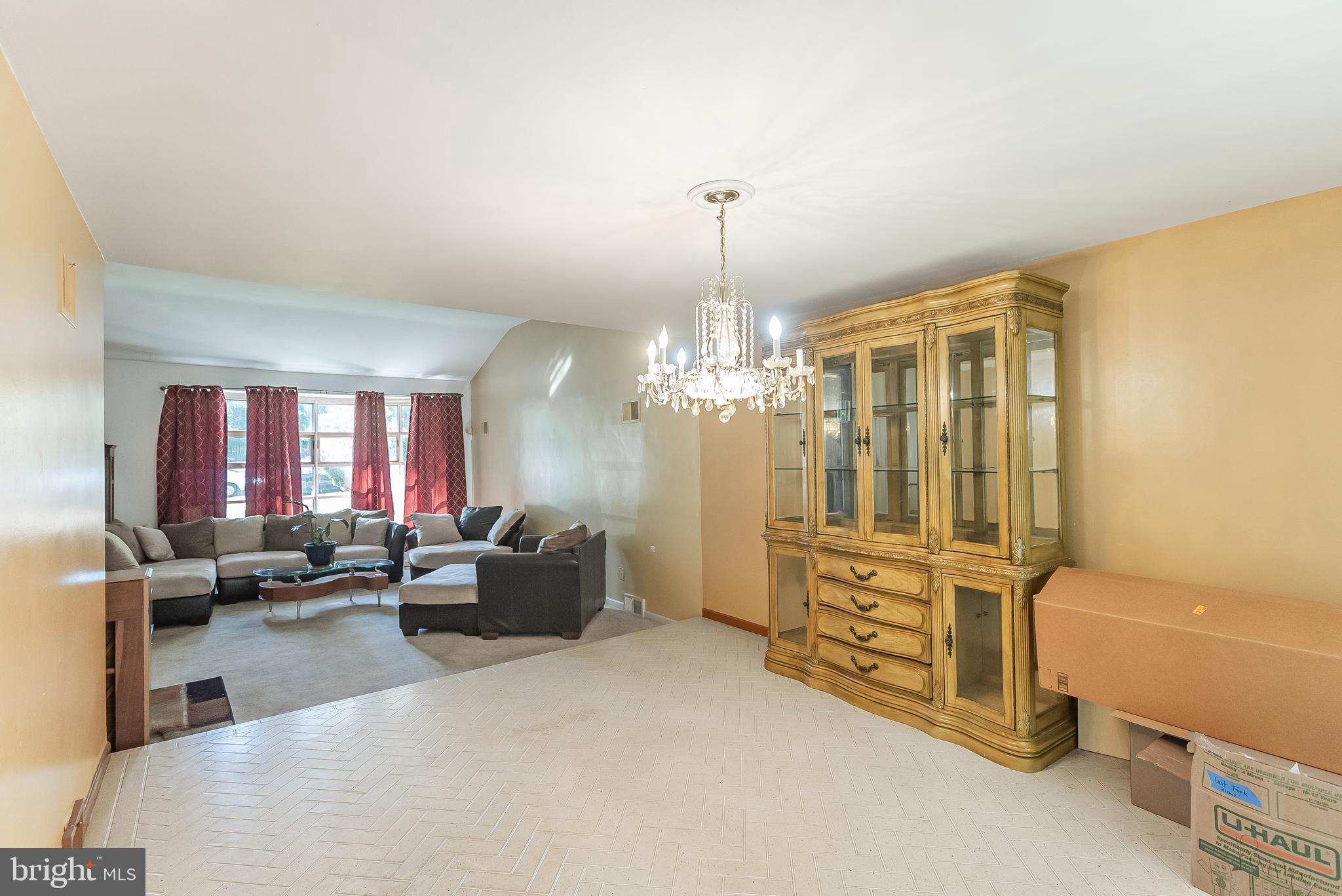 7925 Waltham Road Cheltenham, PA 19012 - Photo 10 of 27