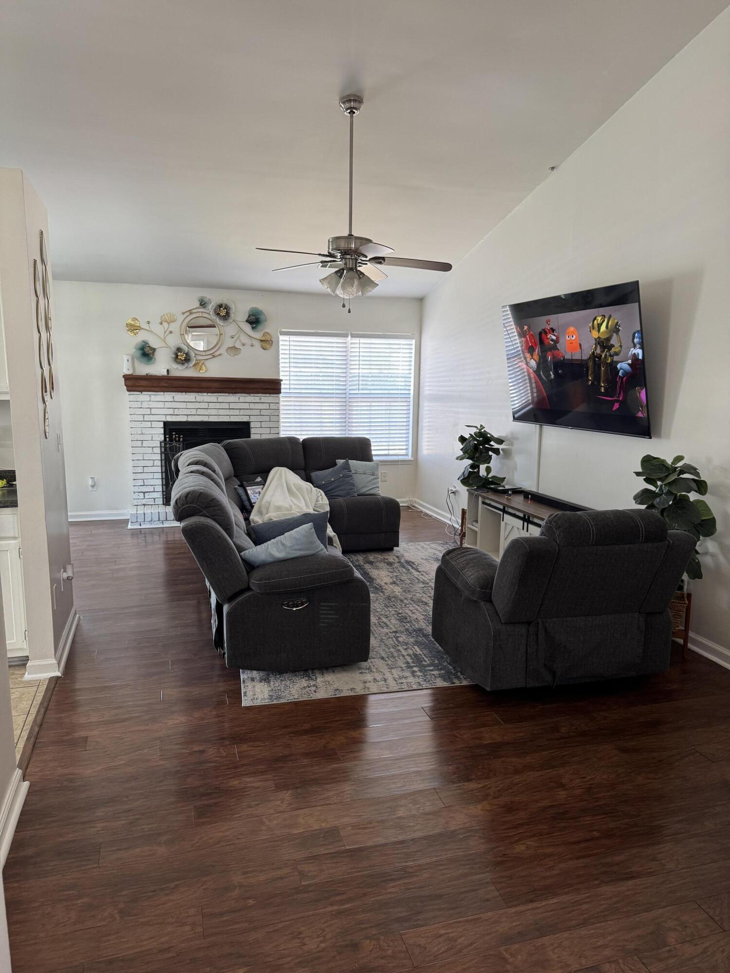 253 Two Hitch Road Goose Creek, SC 29445 - Photo 5 of 8 IMG_1670