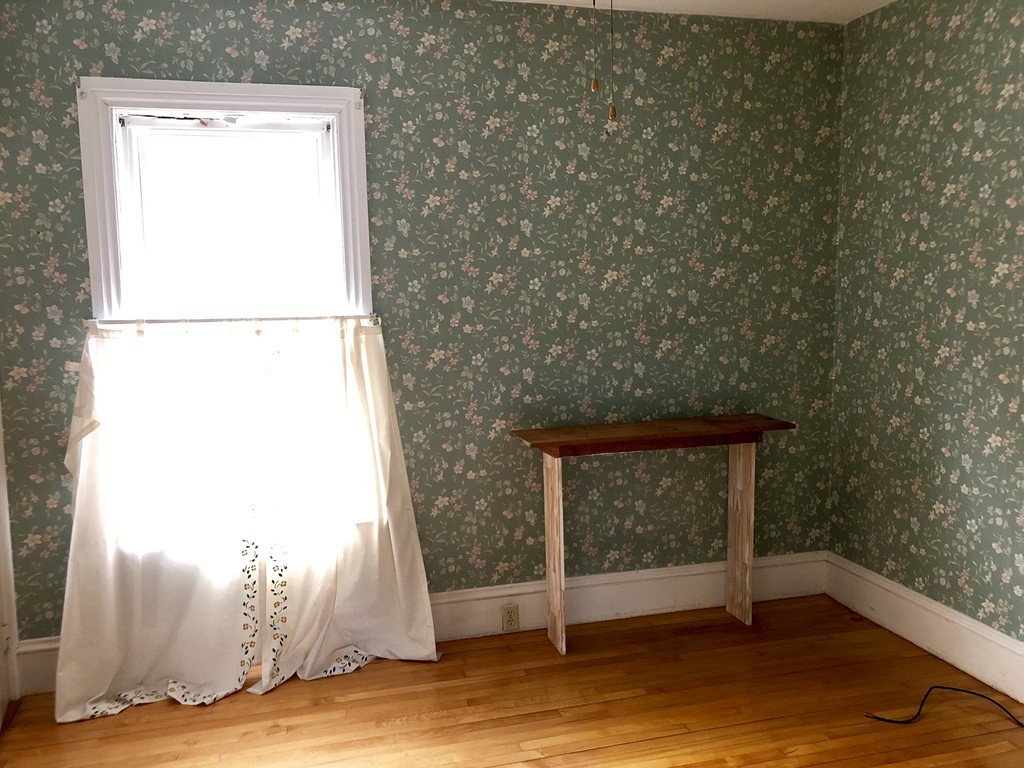 4 Stebbins Street Worcester, MA 01607 - Photo 7 of 31 Gallery Image 7