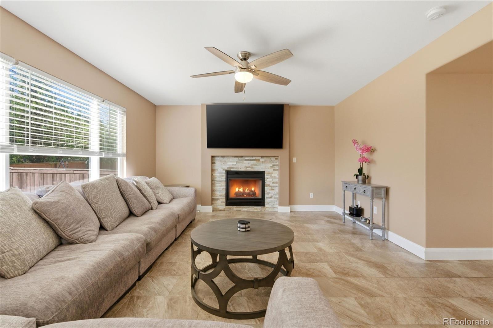 4844 Apollo Bay Drive Highlands Ranch, CO 80130 - Photo 5 of 50