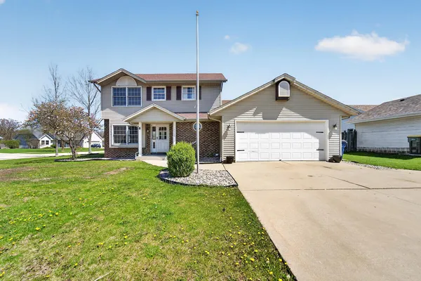 $525,000 | 10550 South Peggy Drive, Oak Creek, WI 53154