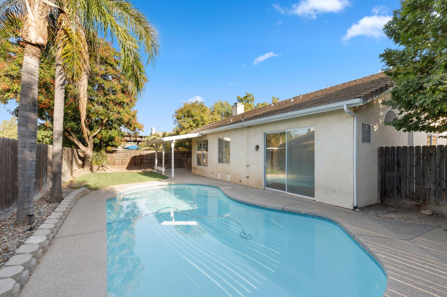 2337 Wrenwood Avenue Clovis, CA 93611 - Photo 30 of 44 Backyard