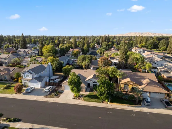 $575,000 | 2337 Wrenwood Avenue, Clovis, CA 93611