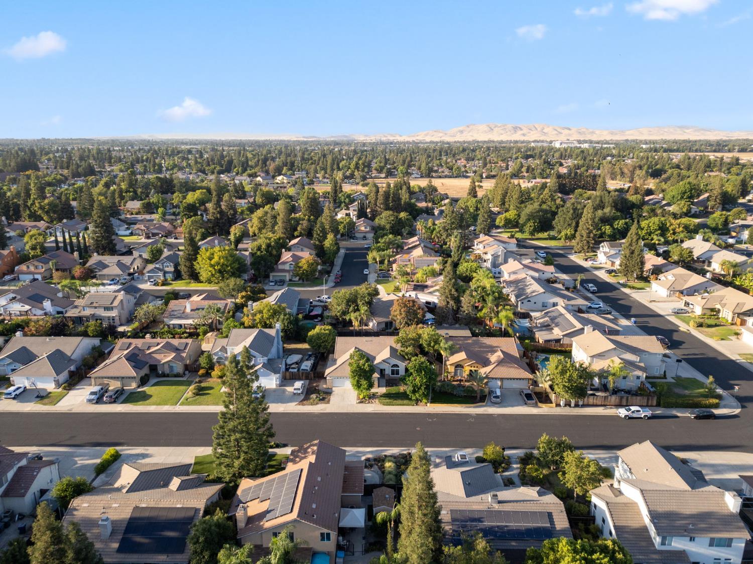 2337 Wrenwood Avenue Clovis, CA 93611 - Photo 38 of 44 Exterior Drone photo