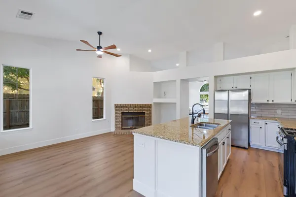 $575,000 | 2337 Wrenwood Avenue, Clovis, CA 93611