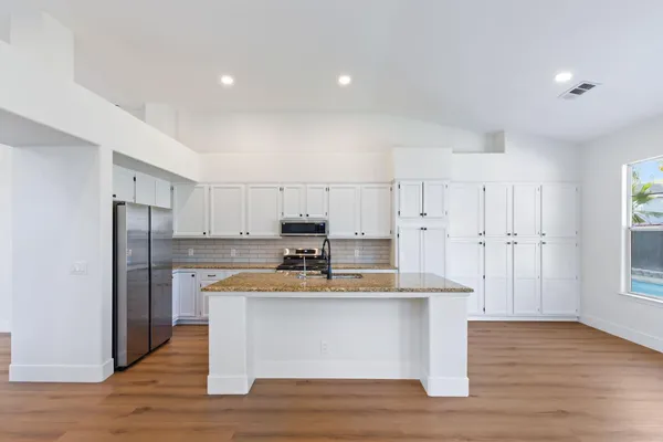 $575,000 | 2337 Wrenwood Avenue, Clovis, CA 93611