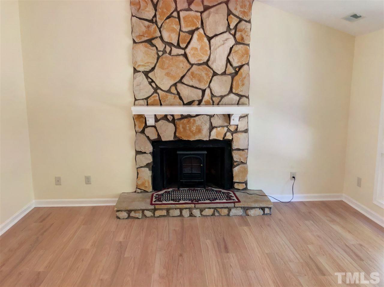 6110 Splitrock Trail Apex, NC 27539 - Photo 4 of 23 Gallery Image 4
