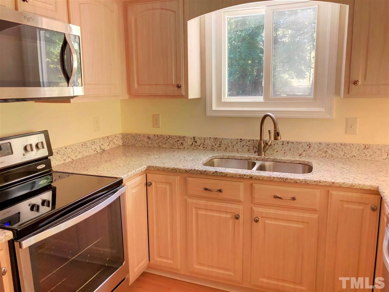 6110 Splitrock Trail Apex, NC 27539 - Photo 8 of 23 Gallery Image 8