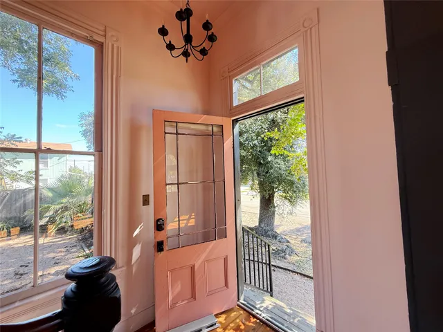 $599,900 | 3128 Avenue L, Galveston, TX 77550