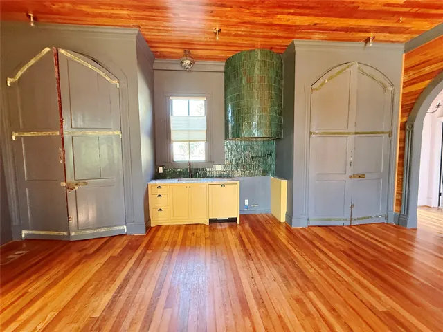 $599,900 | 3128 Avenue L, Galveston, TX 77550