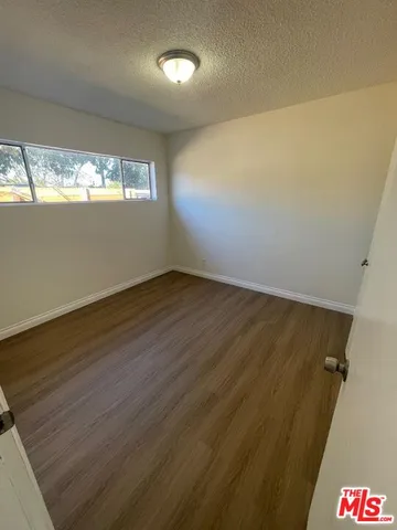 a view of empty room with window