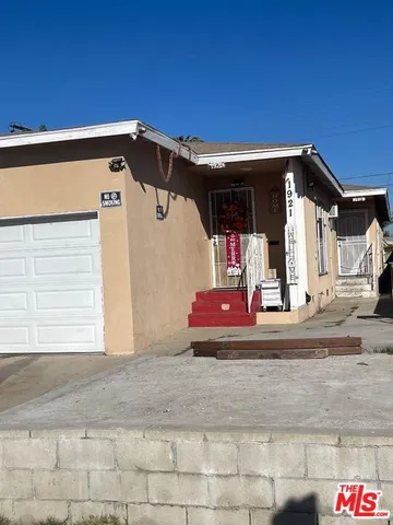 $3,000 | 1919 West 36th Street, Los Angeles, CA 90018