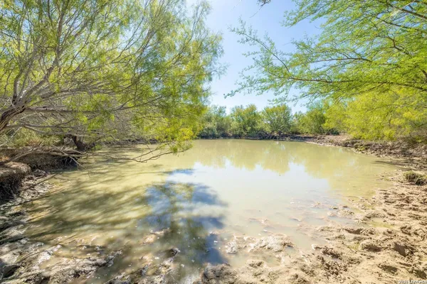 $851,400 | Sh 359 359th, Laredo, TX 78043