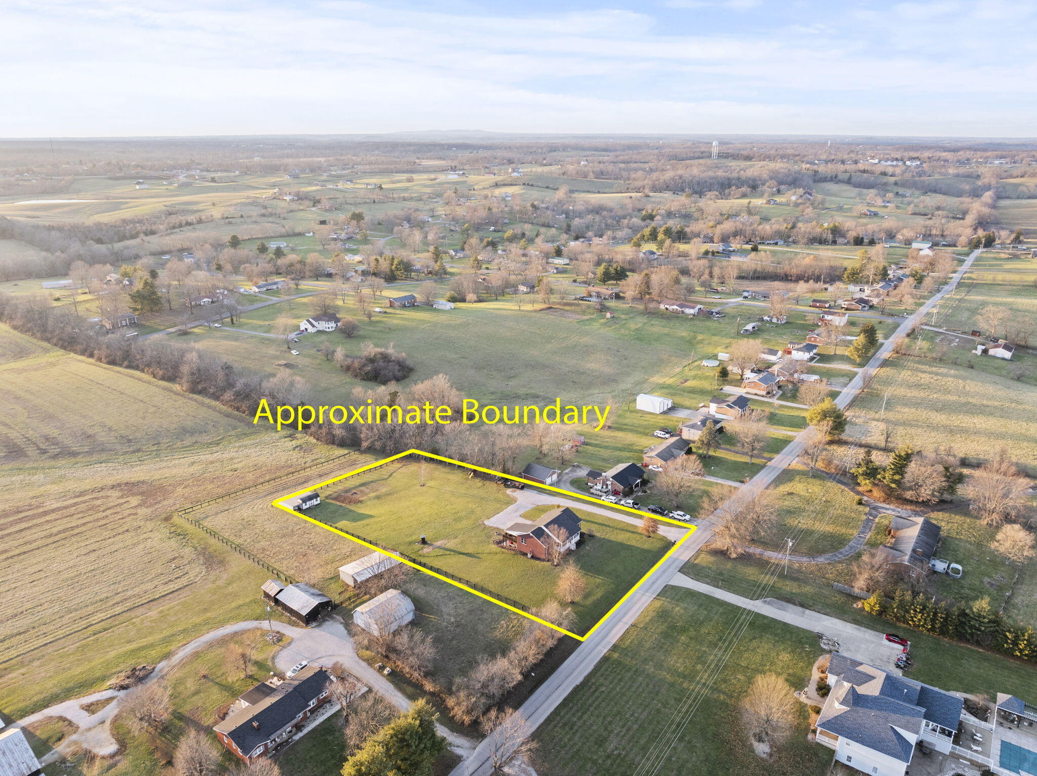 461 Wash Road Frankfort, KY 40601 - Photo 10 of 50 6-web-or-mls-DJI_20250104170558_0633_D