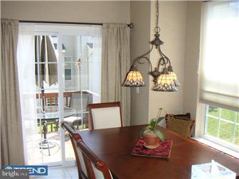 222 Hawthorne Way Riverside, NJ 08075 - Photo 6 of 12 Breakfast Room